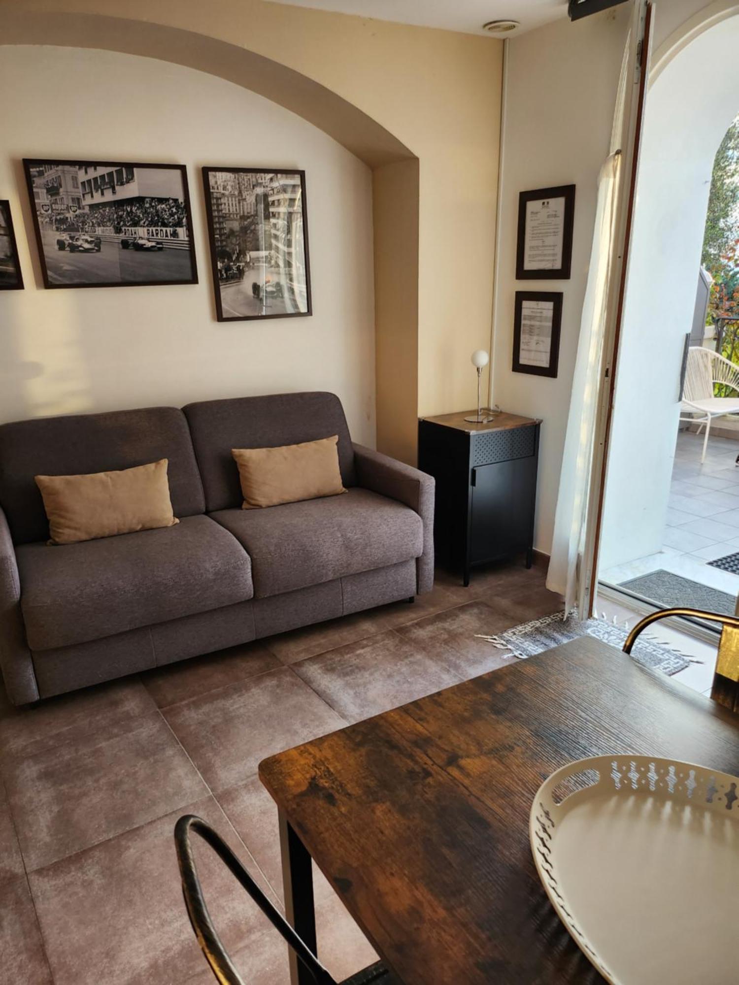 Le Mas D'Angeline, Vue Mer, Jardin Commun, Parking, Voiture Requise, 10 Min En Voiture De Monaco, Route Etroite, Pente Raide, Croisement Limite, Sea View, Shared Garden, Parking, Car Required, 10 Min Drive From Monaco, Narrow Steep Road, Limited Pass Босолей Екстер'єр фото