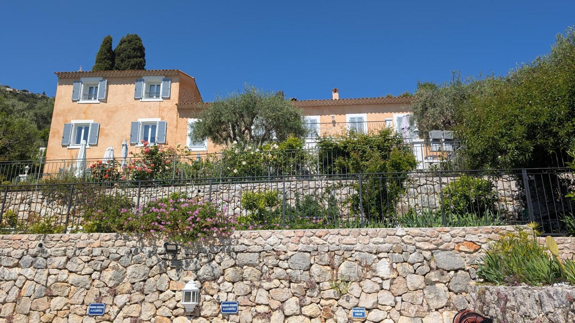 Le Mas D'Angeline, Vue Mer, Jardin Commun, Parking, Voiture Requise, 10 Min En Voiture De Monaco, Route Etroite, Pente Raide, Croisement Limite, Sea View, Shared Garden, Parking, Car Required, 10 Min Drive From Monaco, Narrow Steep Road, Limited Pass Босолей Екстер'єр фото